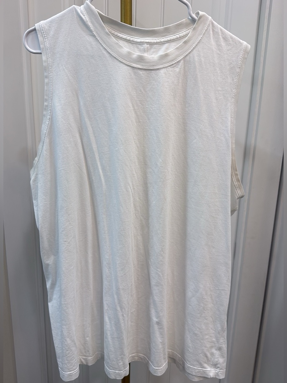 Lululemon Women's White Sleeveless Tank Top